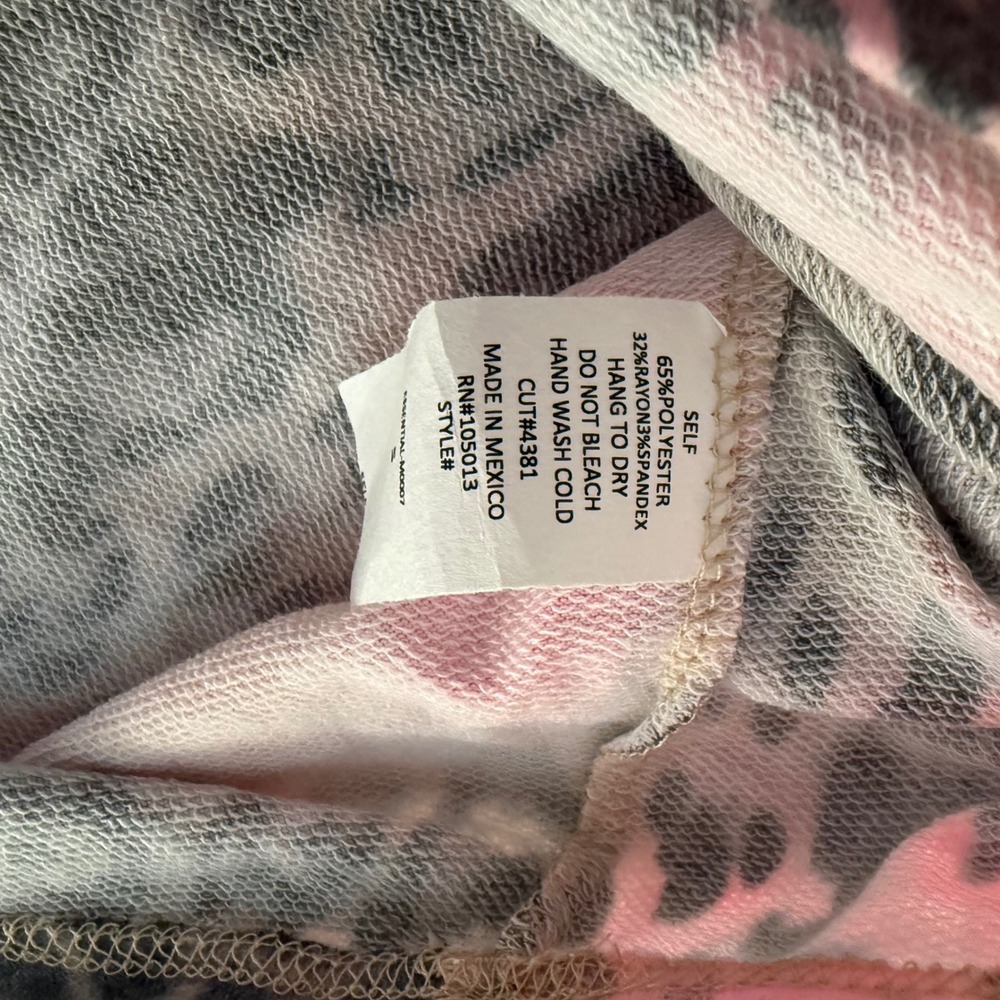 Dear Scarlett Pink Leopard Tie Dye Dolman Sleeve Oversized Top Small - Picture 5 of 7